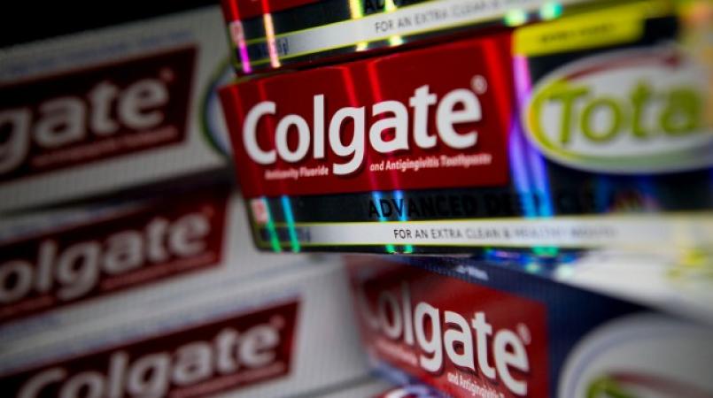 You are currently viewing Is Colgate Toothpaste Kosher for Pesach?