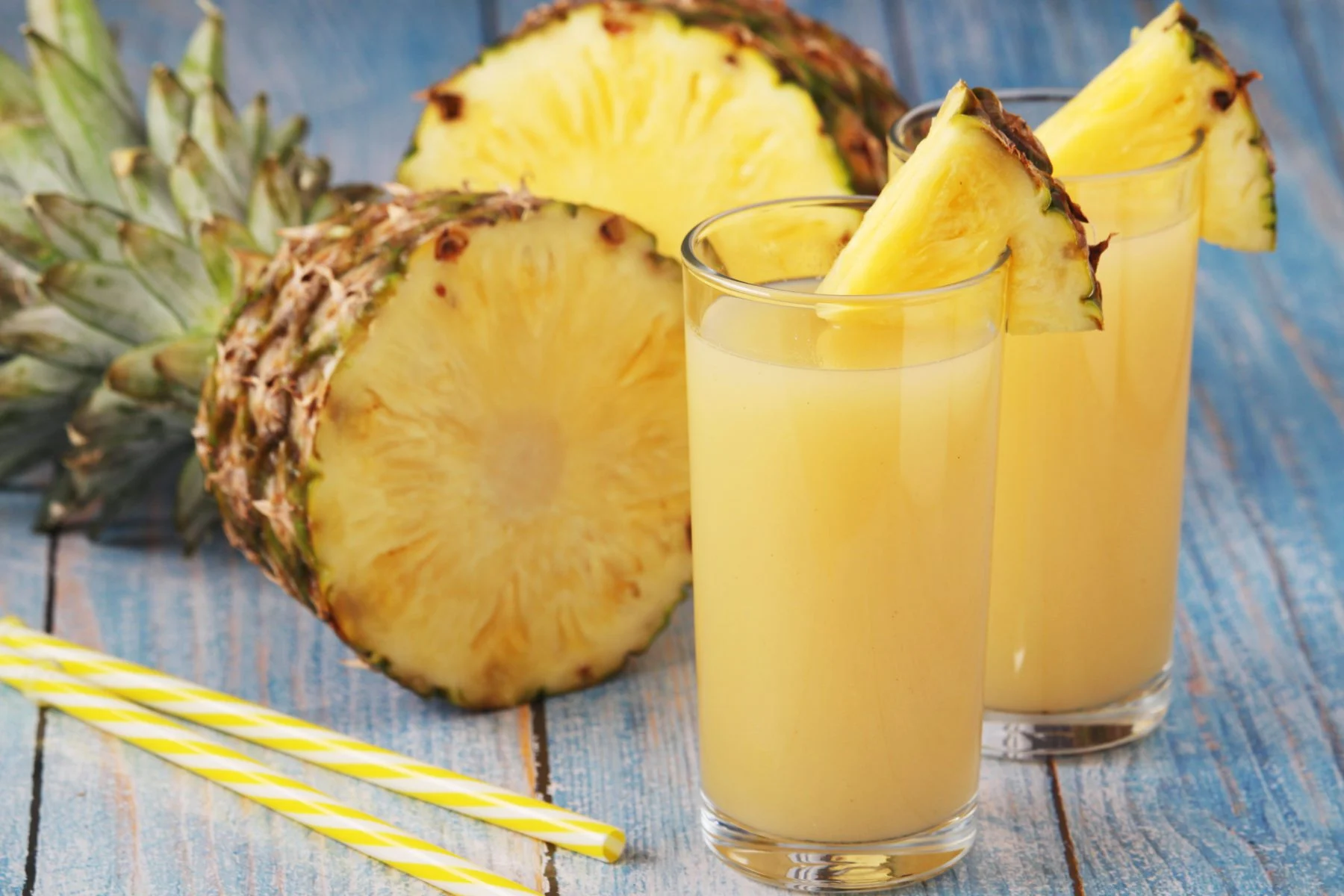 You are currently viewing Does Pineapple Juice Help With Wisdom Teeth Recovery After Surgery?