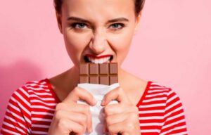 Read more about the article Does Chocolate Stain Your Teeth? Here’s Why!