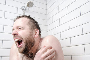 Read more about the article Can You Actually Shower After a Wisdom Teeth Removal?