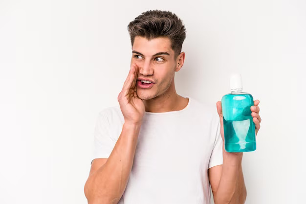 Read more about the article Can You Use Mouthwash After Removal of the Wisdom Teeth?