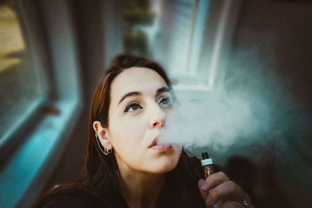 Read more about the article Things To Know About Vaping Before Wisdom Teeth Removal